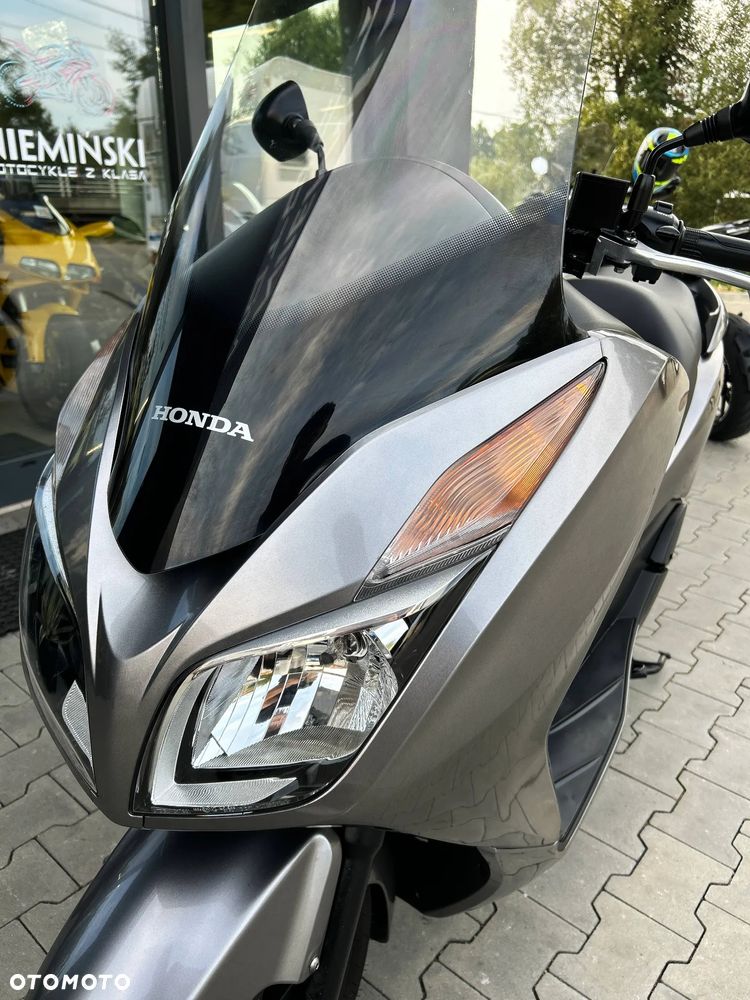 Honda NSS - 28