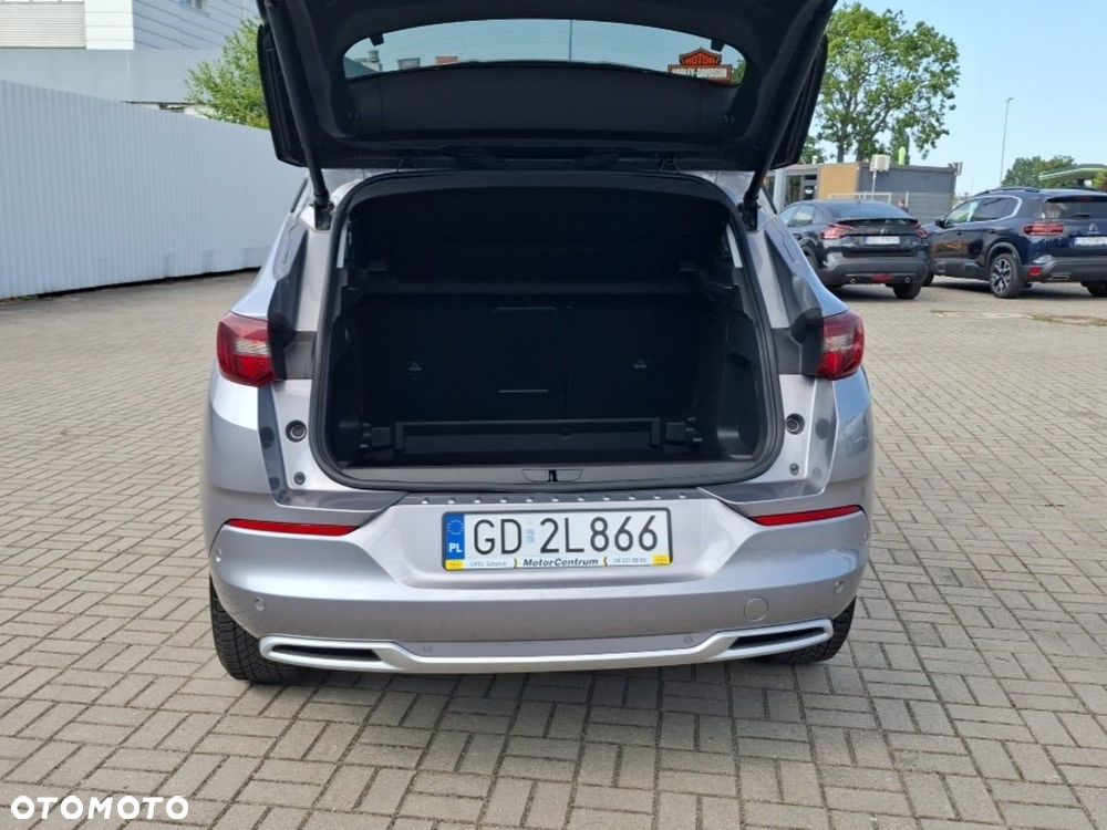 Opel Grandland 1.2 T Business Elegance S&S - 6