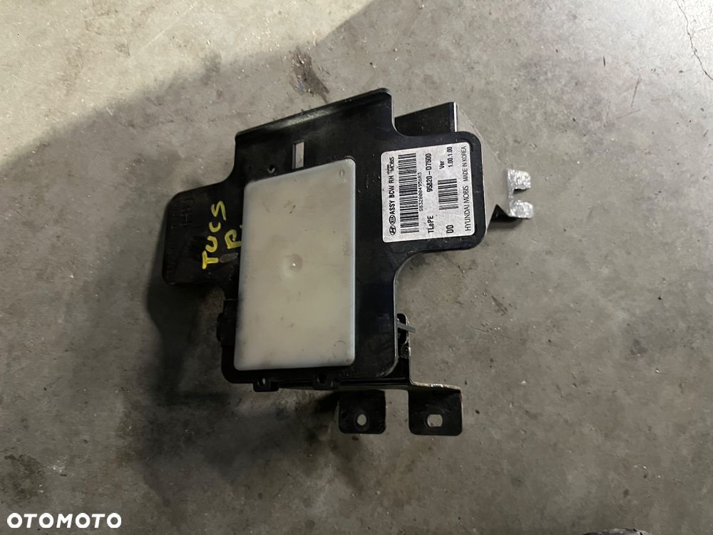Radar czujnik martwego pola prawy Hyundai Tucson III 15-20R - 1
