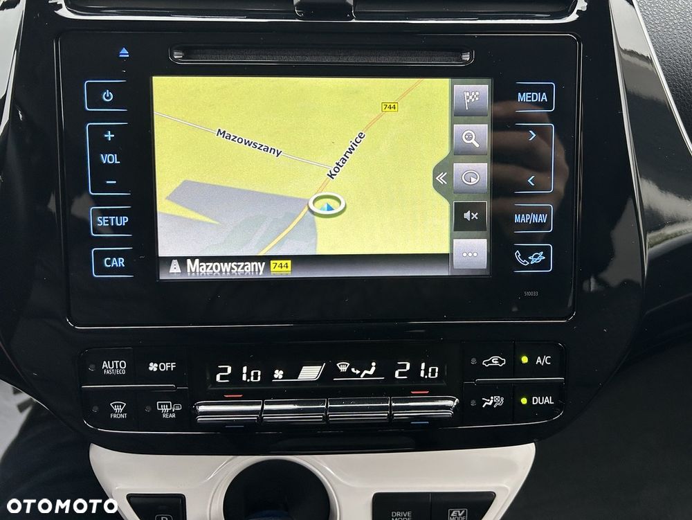 Toyota Prius Hybrid Comfort - 7