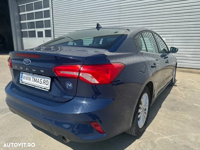 Ford Focus 1.0 EcoBoost MHEV Titanium - 6
