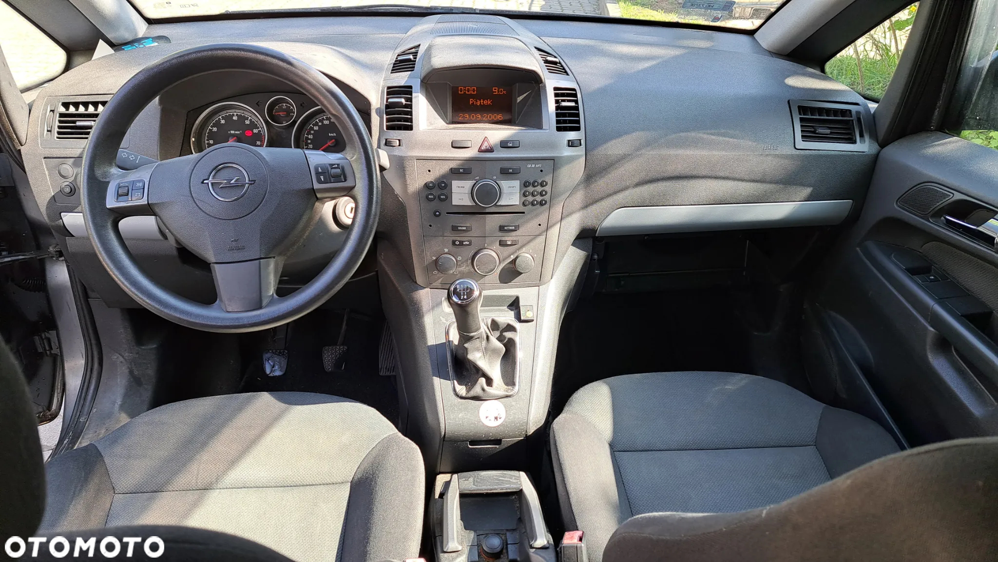 Opel Zafira 1.6 Elegance - 15