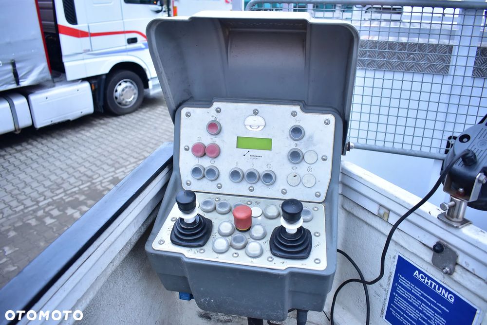 Mercedes-Benz Vario 816 / Euro 5/ 4x4/ Zwyżka/ Podnośnik koszowy Ruthmann TB 220/ 22 m. / Steiger/ Hubarbeitsbühne/ Reduktor ! / Sprowadzony z Niemiec/ Stan Perfekcyjny ! - 39