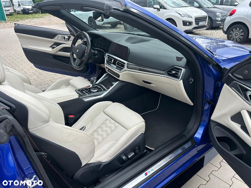 BMW M4 Competition M xDrive sport - 25