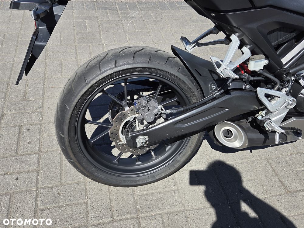 Honda CB - 22