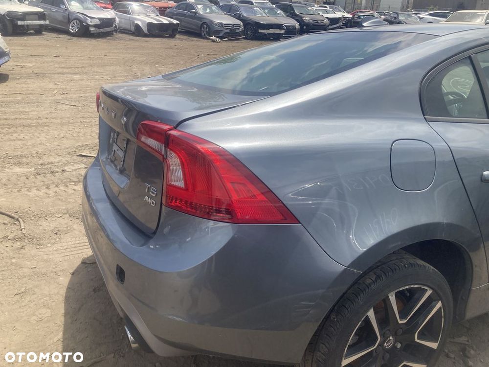 Volvo S60 T5 Geartronic Summum - 10
