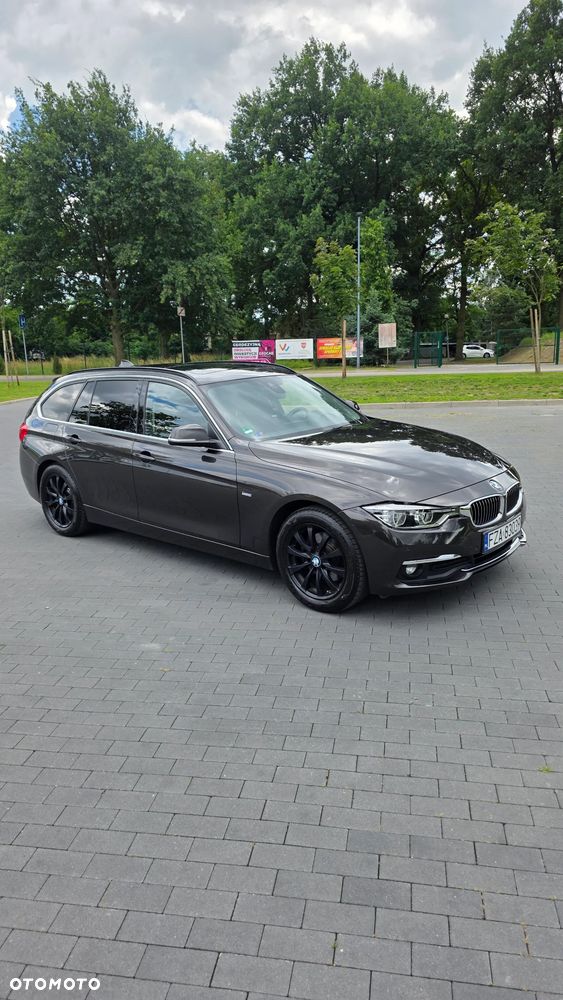 BMW Seria 3 320d Luxury Line - 3