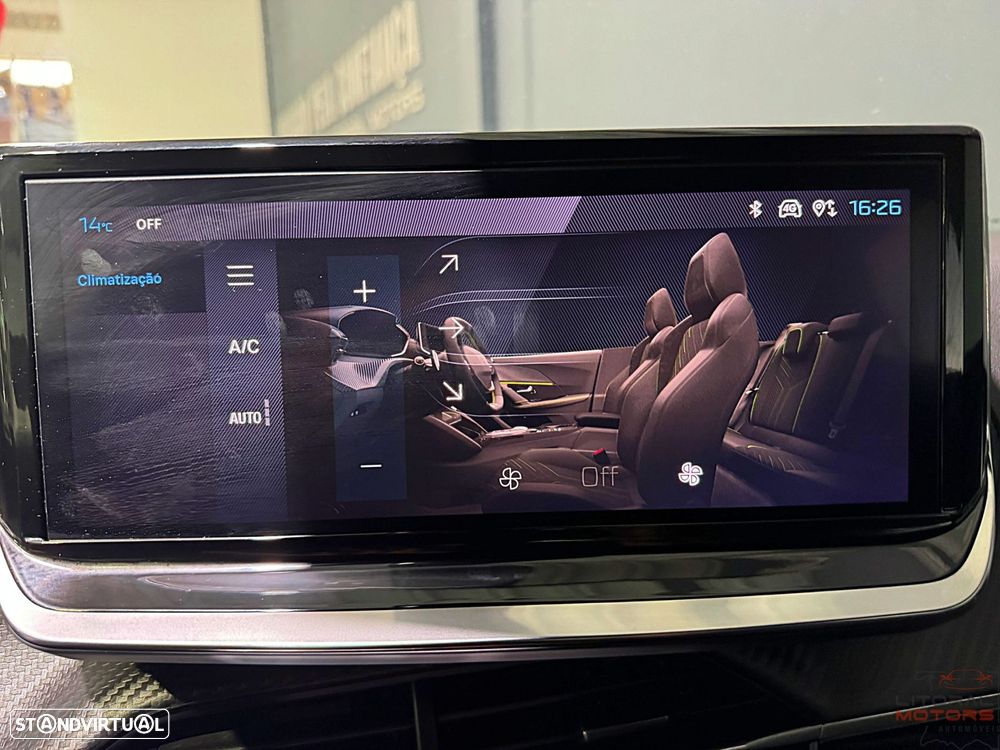 Peugeot 2008 1.2 PureTech Allure - 31