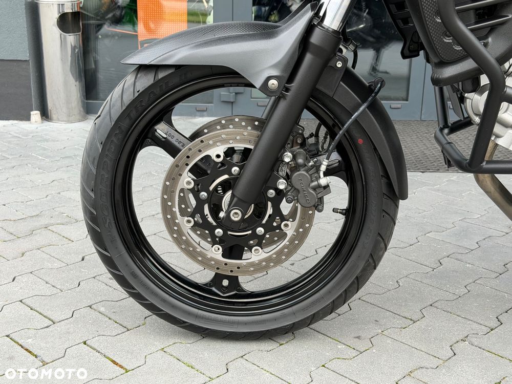 Suzuki V-STROM - 31