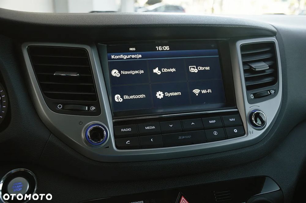 Hyundai Tucson blue 1.7 CRDi 2WD Intro Edition - 16