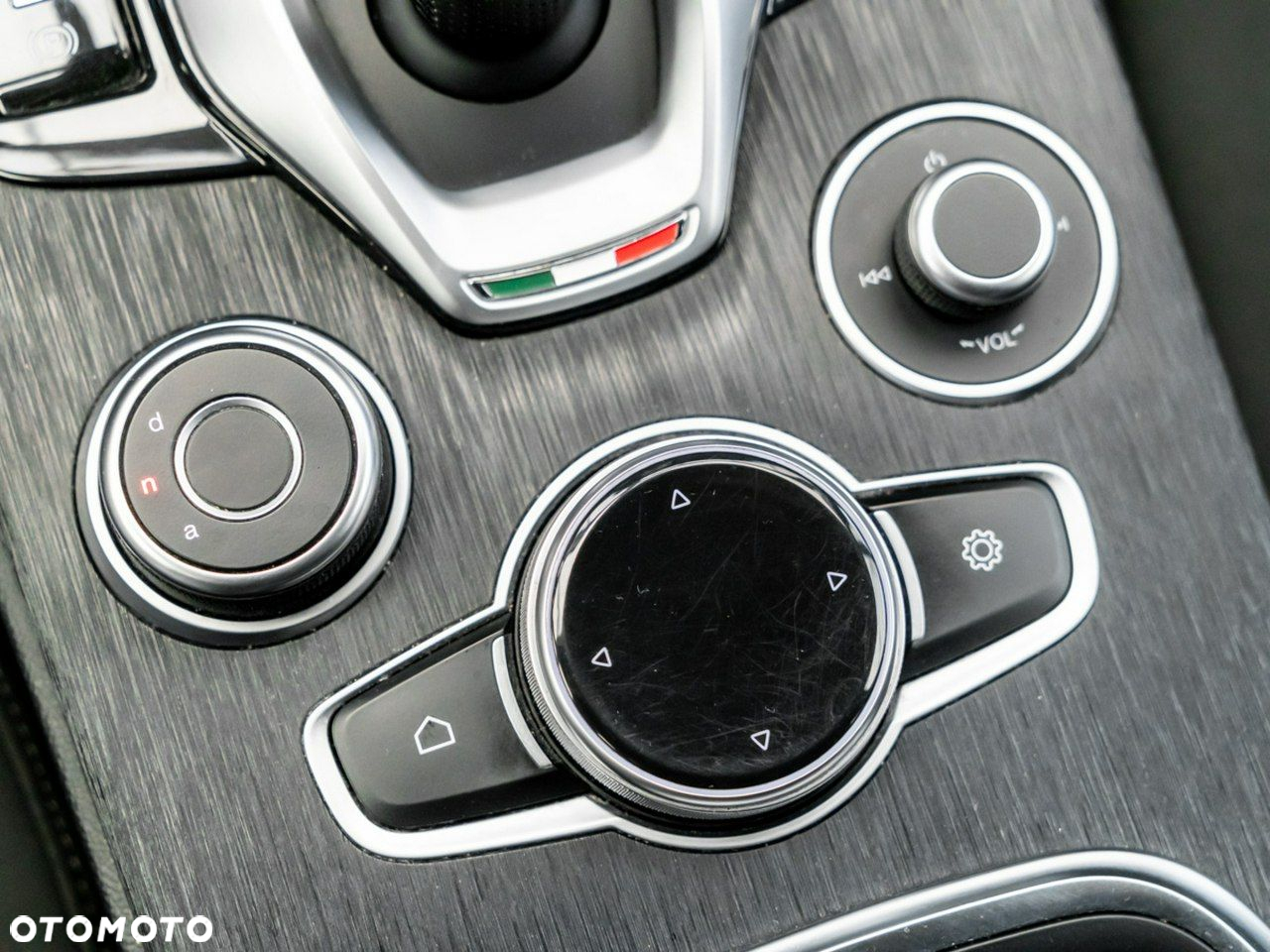 Alfa Romeo Stelvio - 27