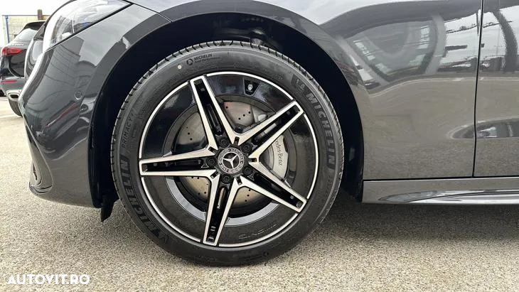 Mercedes-Benz C 300 e 4Matic 9G-TRONIC Edition AMG Line - 12