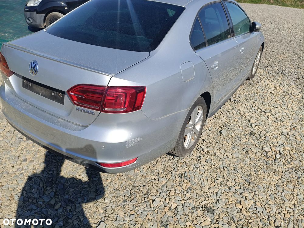 Volkswagen Jetta 1.4 DSG Comfortline - 3