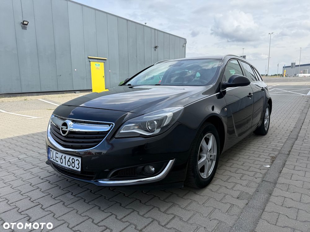 Opel Insignia 1.4 Turbo Sports Tourer ecoFLEXStart/Stop Business Edition - 2