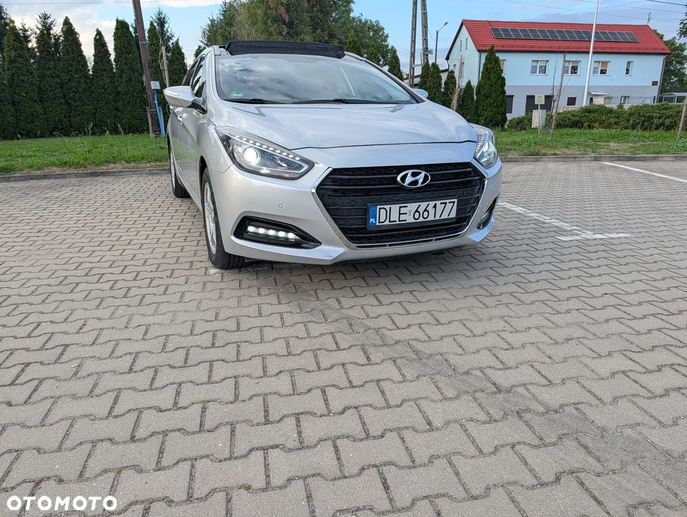 Hyundai i40 Kombi blue 1.7 CRDi Premium - 13