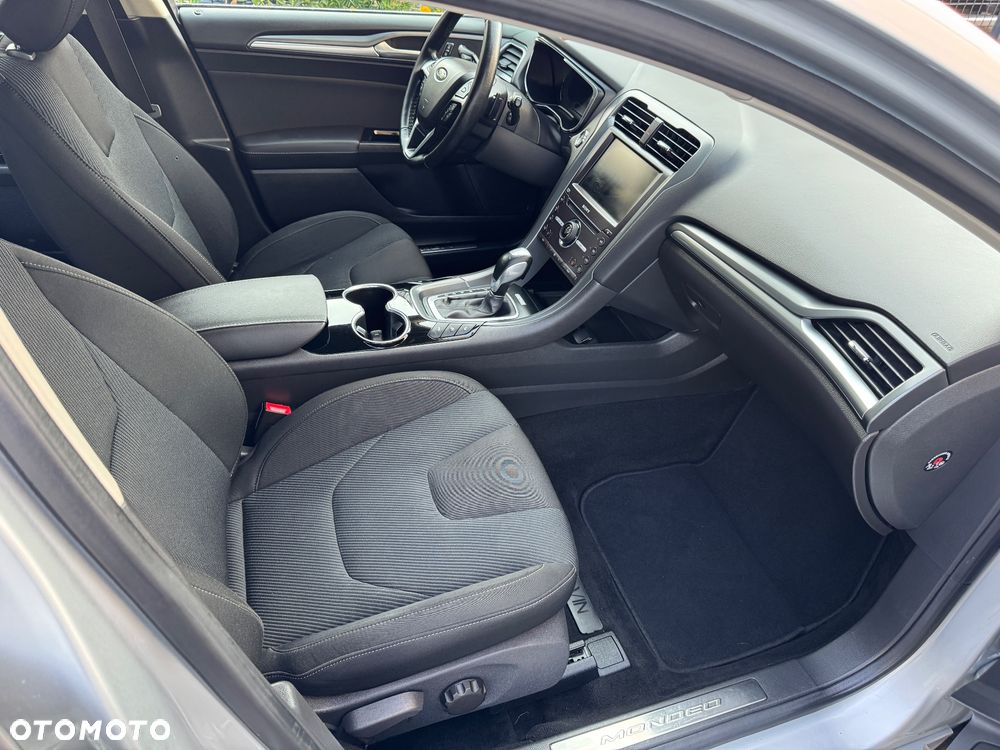 Ford Mondeo 2.0 TDCi Titanium PowerShift - 23