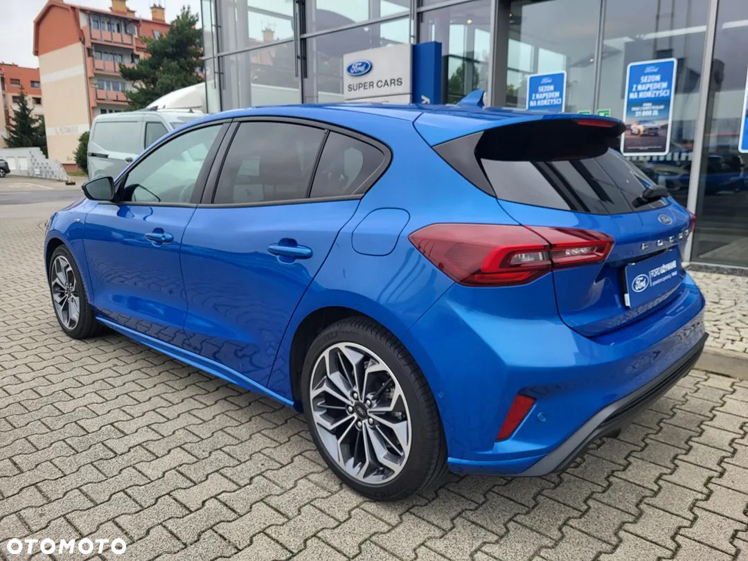 Ford Focus 1.5 EcoBoost ST-Line X - 6