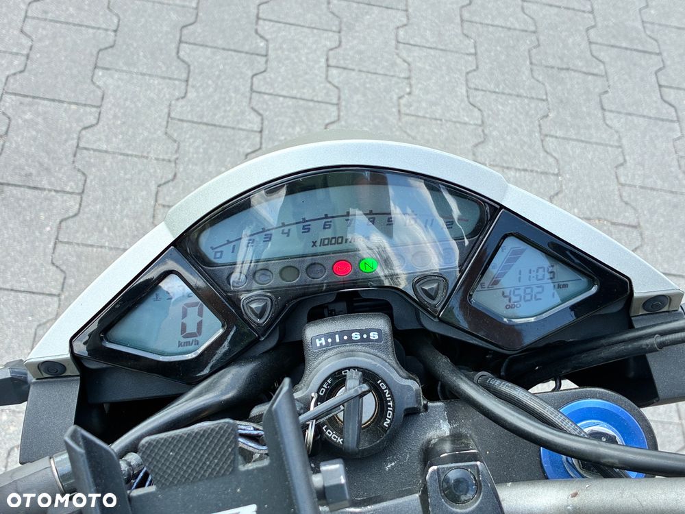 Honda CB - 11