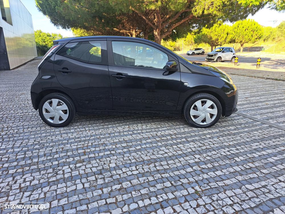Toyota Aygo 1.0 X-Play+AC - 9