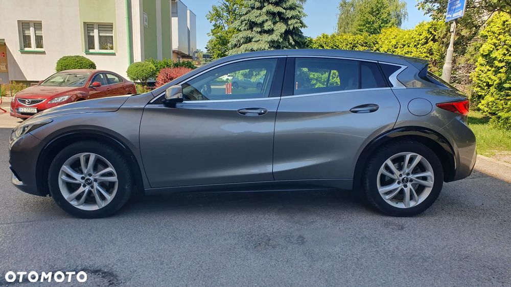 Infiniti Q30 1.5d DCT Business - 3