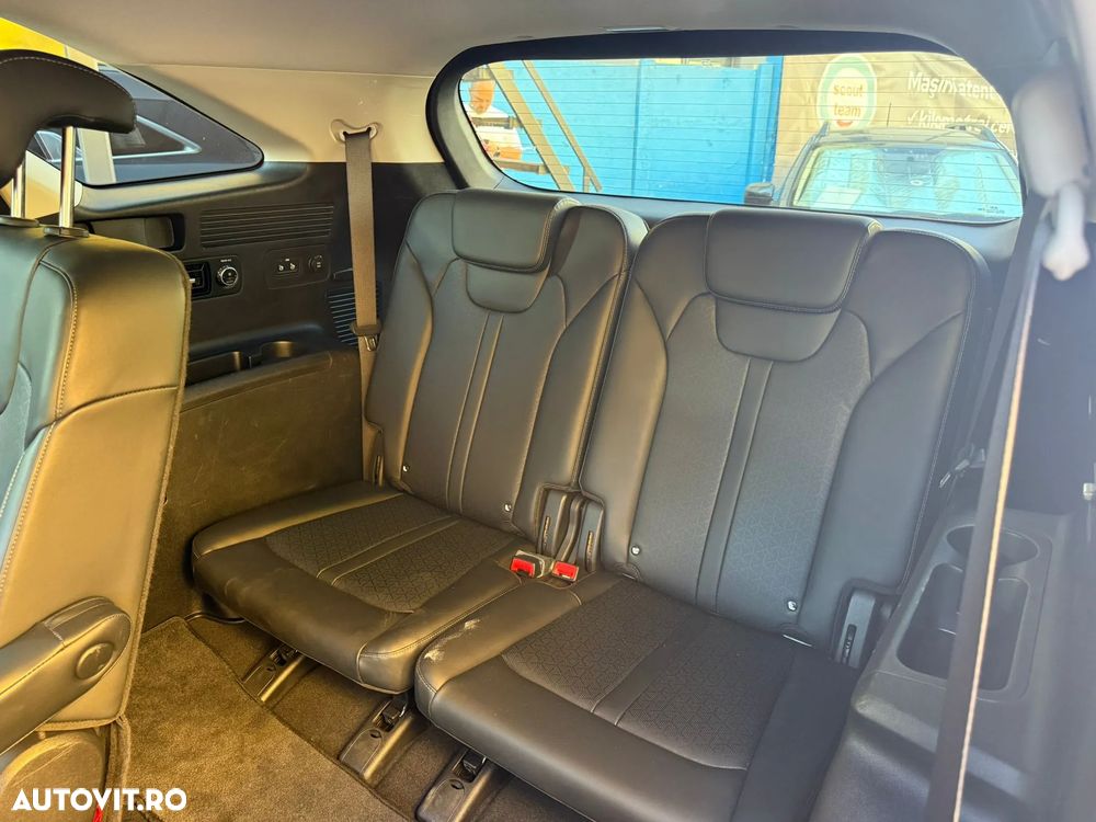 Kia Sorento - 11