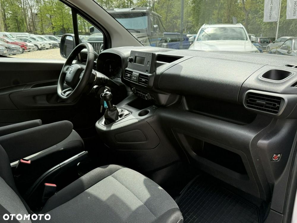 Toyota Proace City - 19