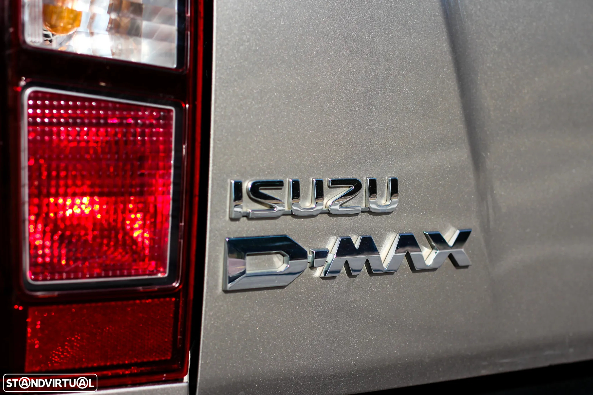 Isuzu D-Max 2.5 DTi CD 4WD LS Sport Edition - 9