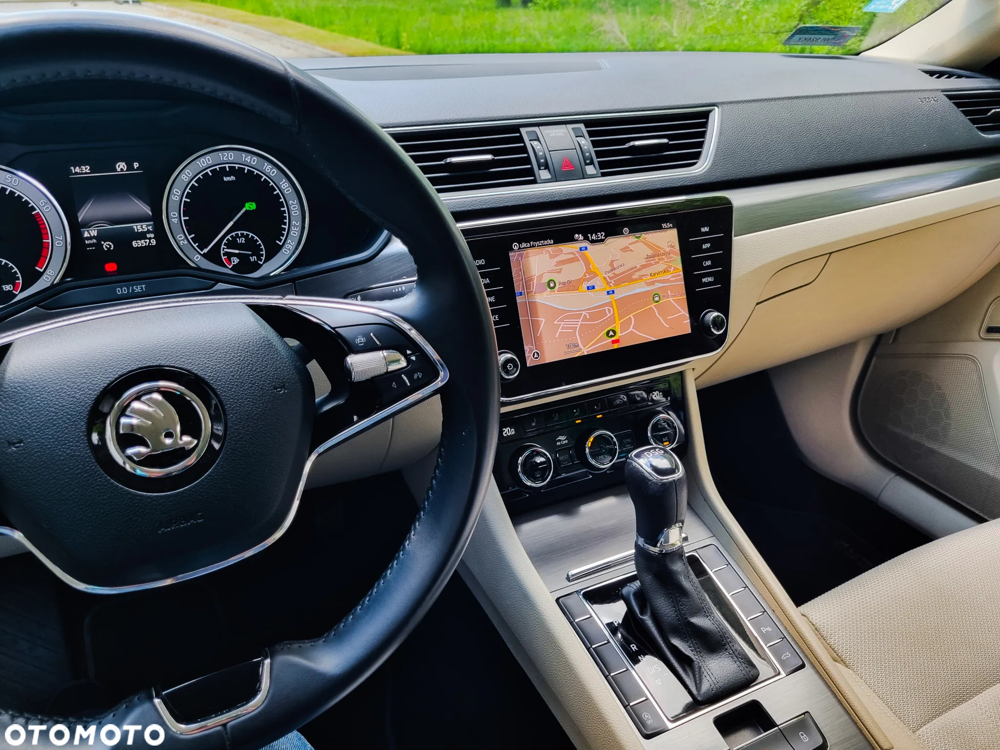 Skoda Superb 1.5 TSI Style DSG - 24