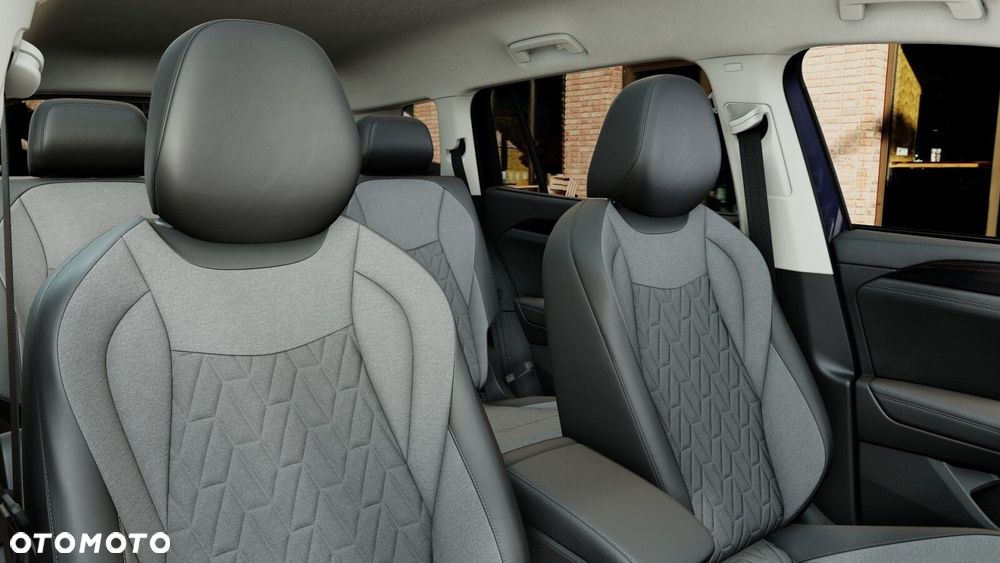 Volkswagen Tayron 1.5 eTSI mHEV Life Plus DSG - 12