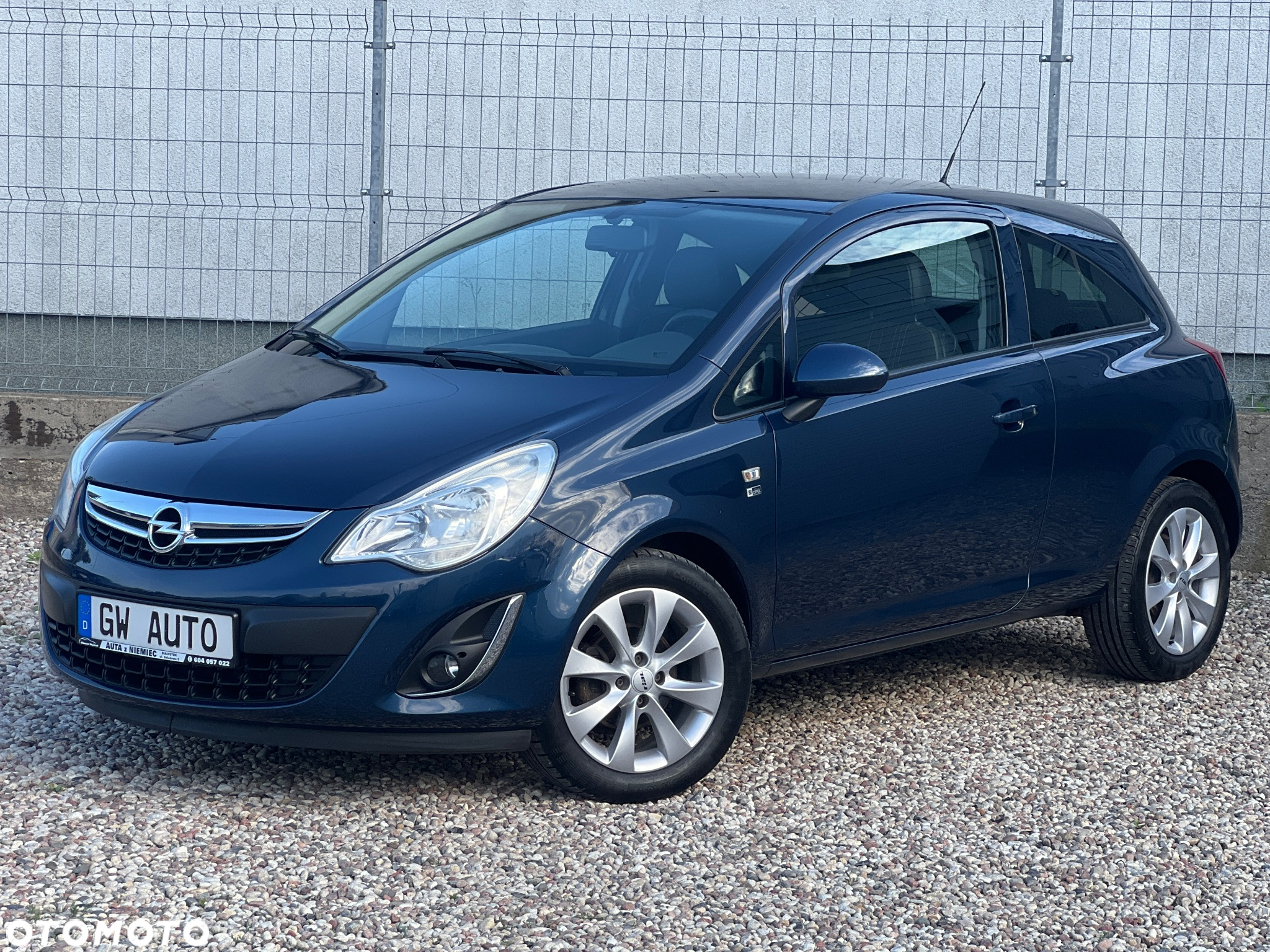 Opel Corsa 1.4 16V 150 Jahre - 5