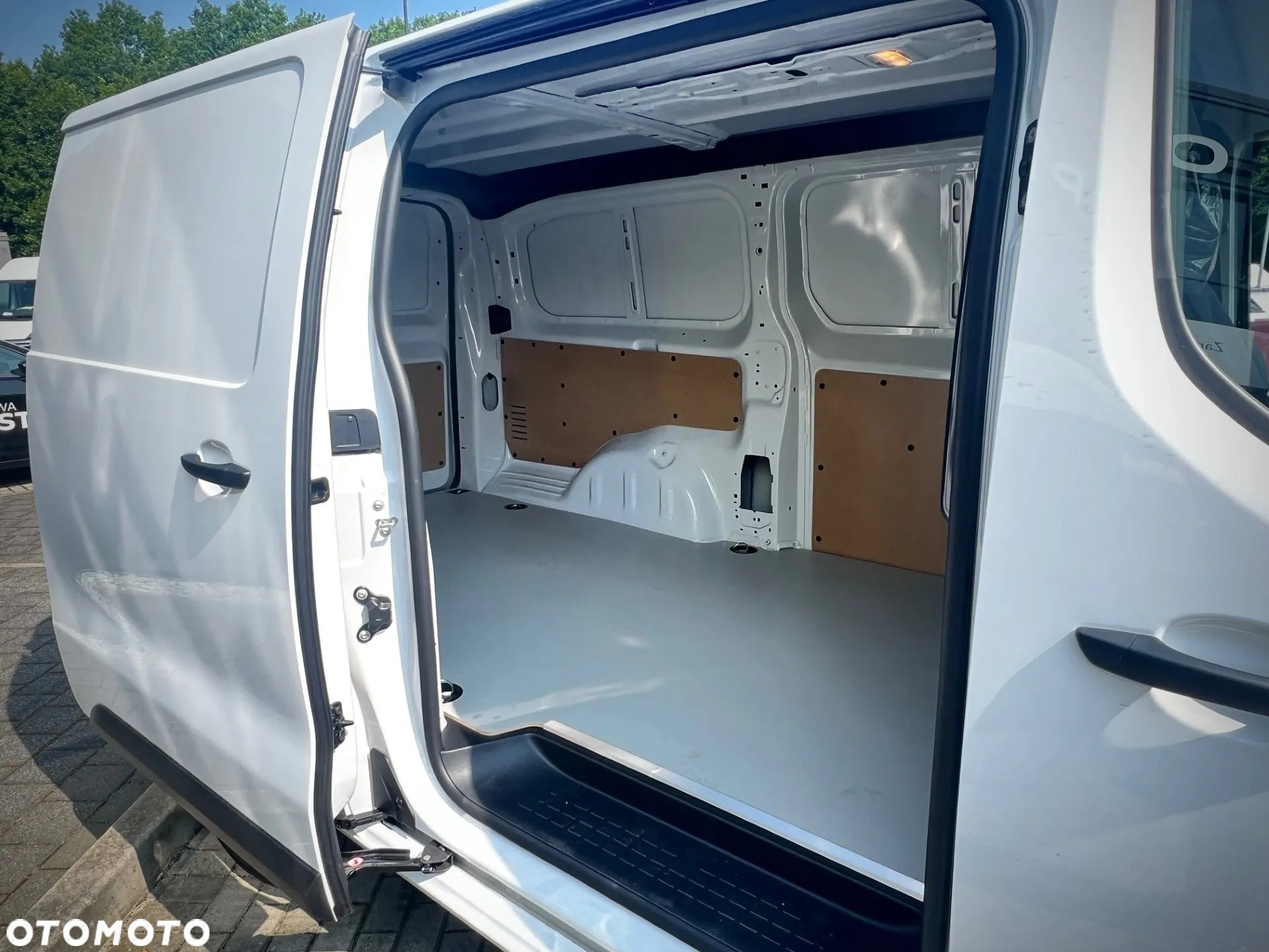 Opel Vivaro - 5