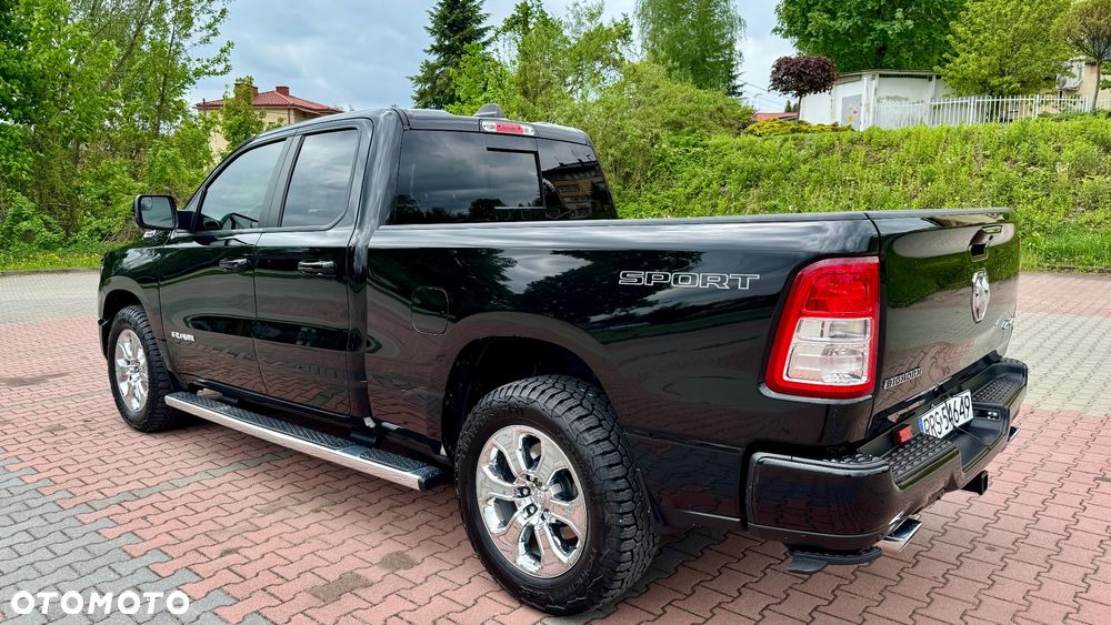 RAM 1500 5.7 Quad Cab Bighorn - 12