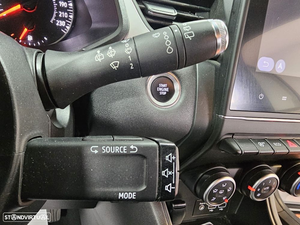 Renault Captur 1.5 dCi Exclusive EDC - 16