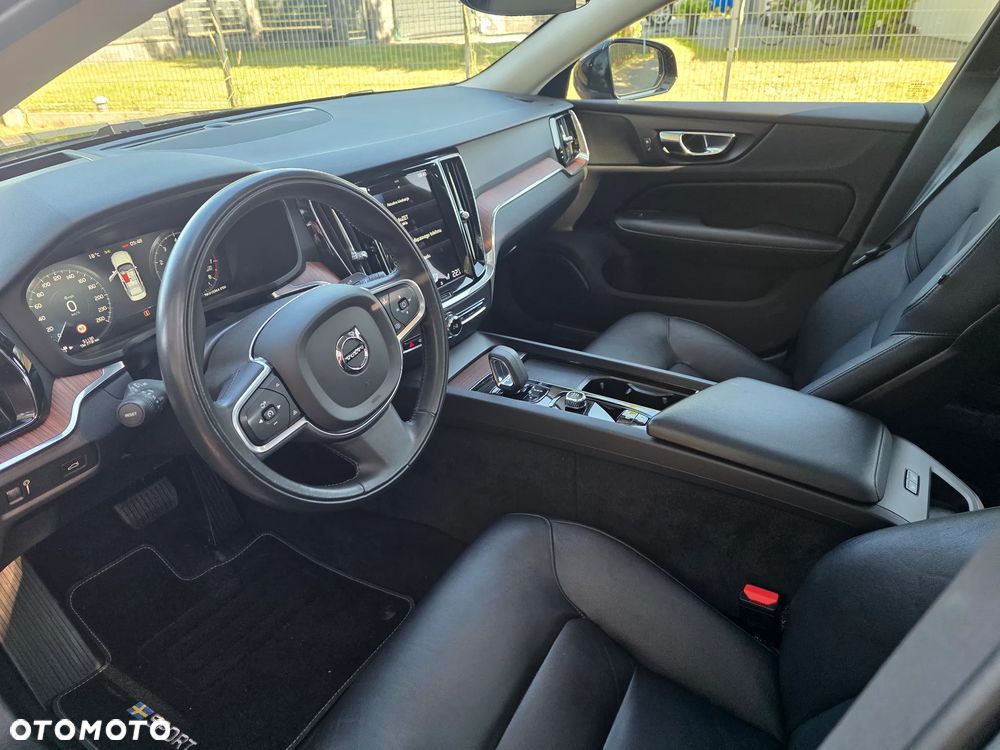 Volvo S60 B5 B AWD R-Design - 18