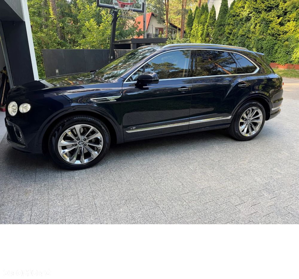 Bentley Bentayga V8 - 3