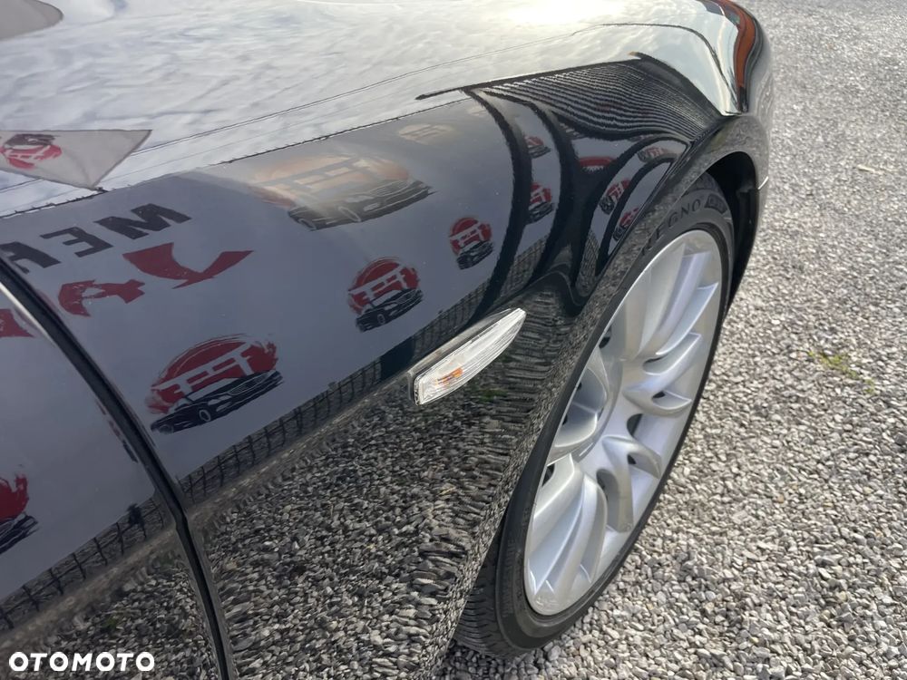 BMW Seria 7 750i - 11