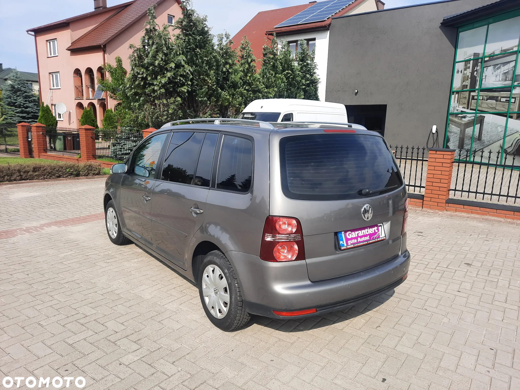 Volkswagen Touran 1.9 TDI Conceptline - 8
