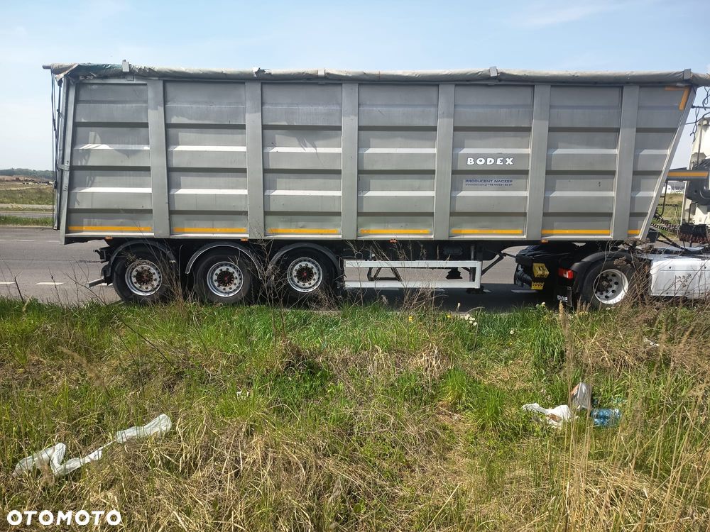 Bodex Wywrotka * klapa 54m3 - 1