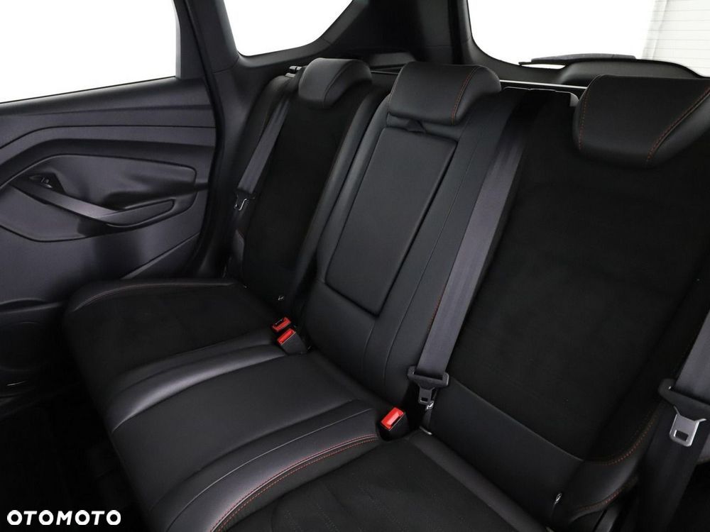 Ford Kuga 1.5 EcoBoost 2x4 ST-Line - 18