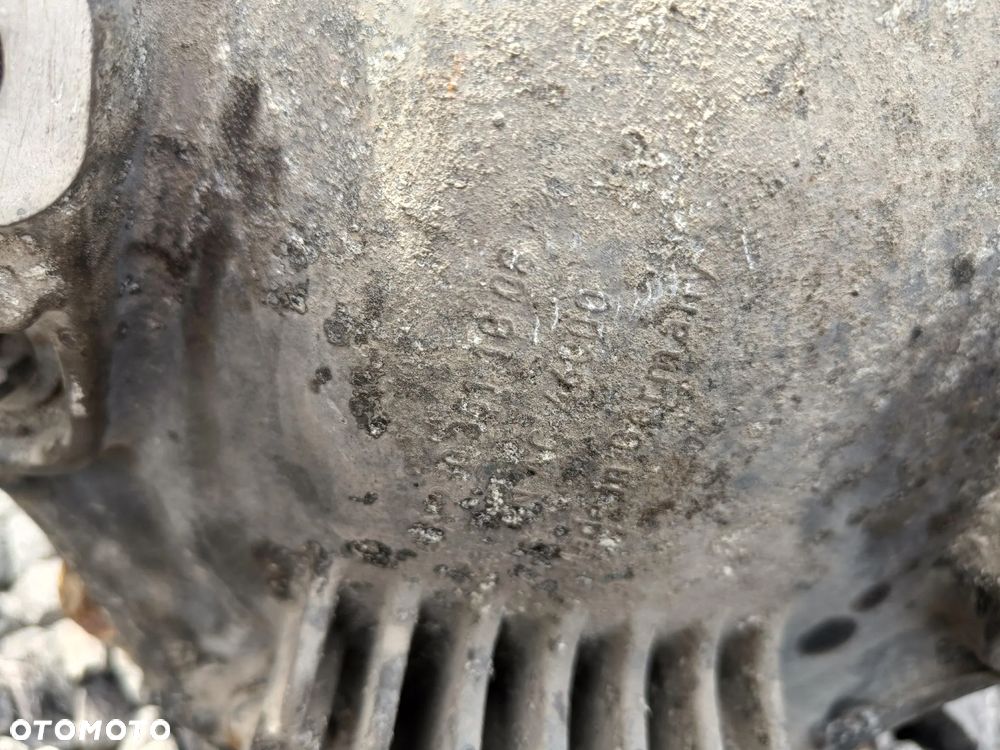 MERCEDES W211 SEDAN 3.0 V6 CDI OM642 MOST DYFER 2.47 AUTOMAT - 4