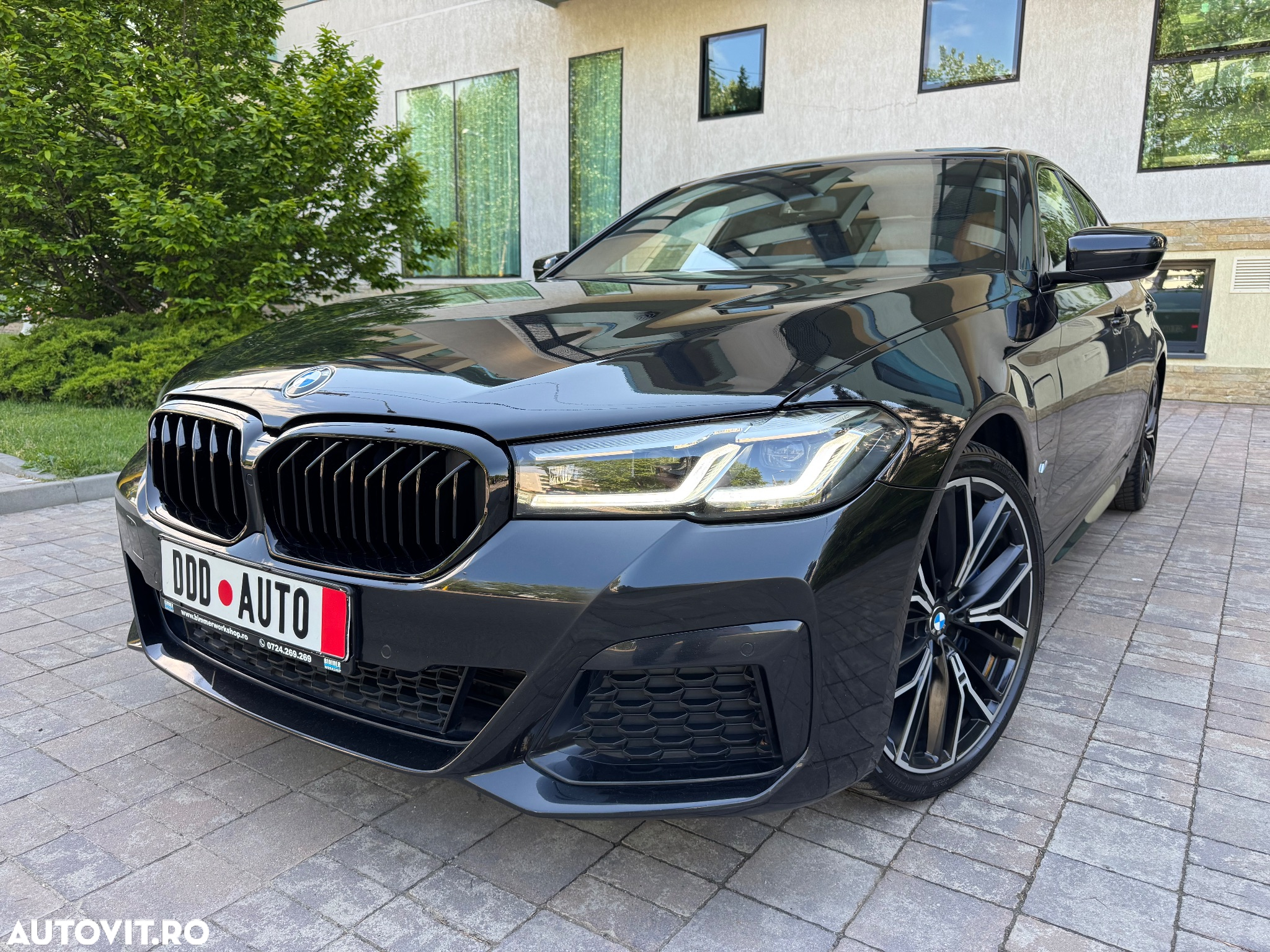 BMW Seria 5 530e AT PHEV - 38