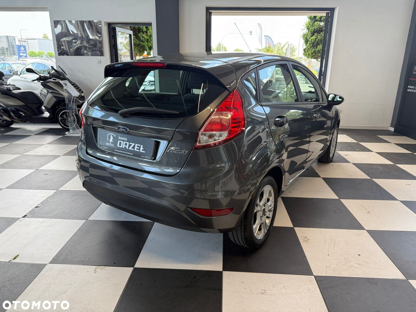 Ford Fiesta - 5