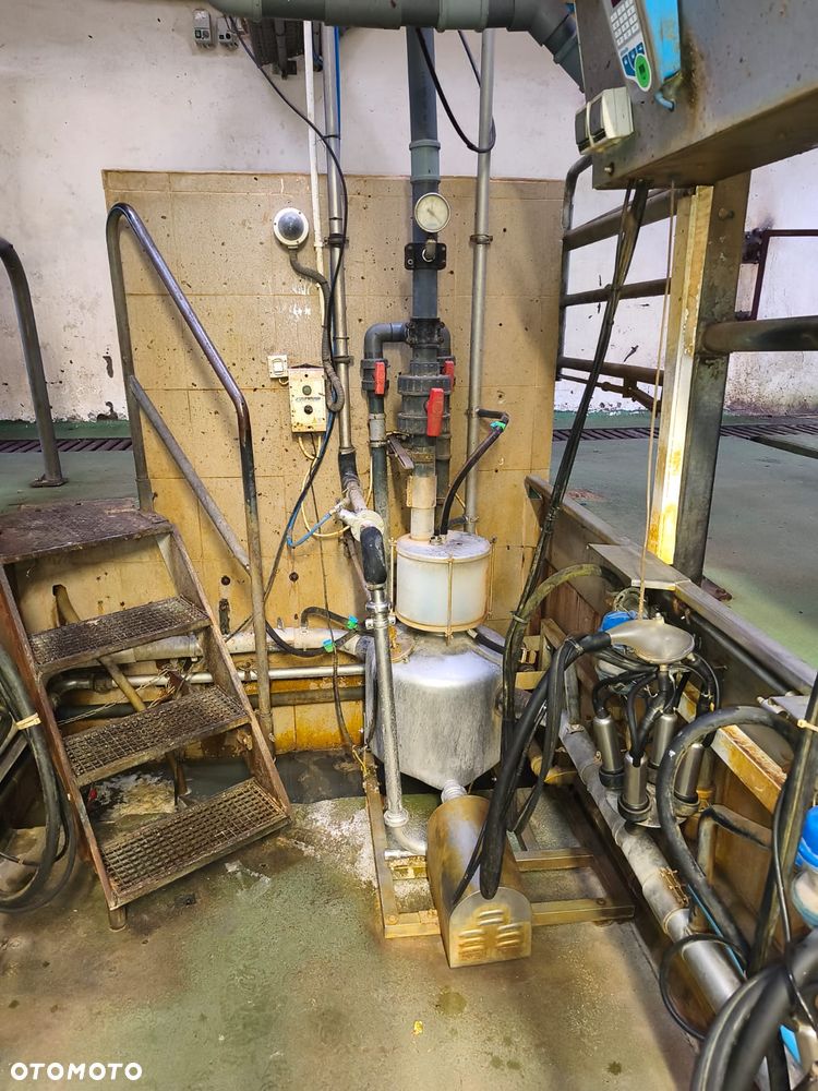 Inny Zdemontowana hala udojowa - 10