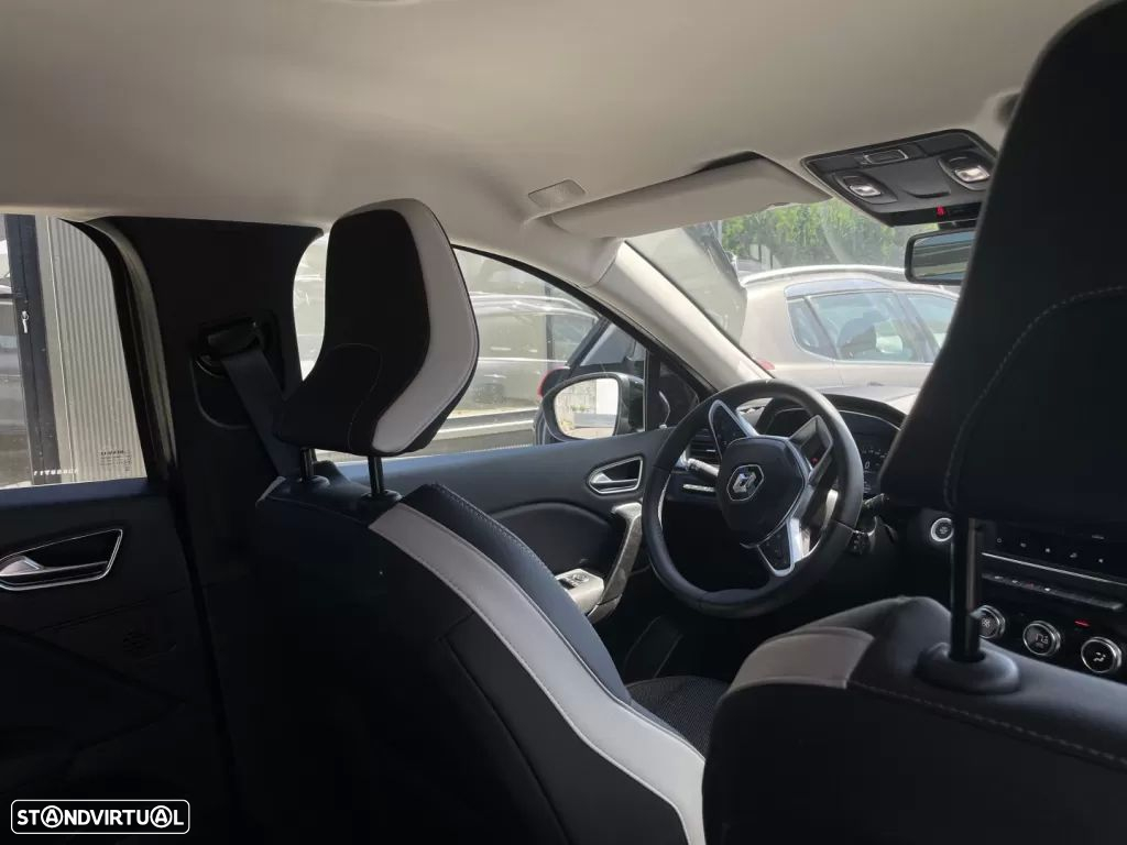 Renault Captur 1.0 TCe Exclusive - 37