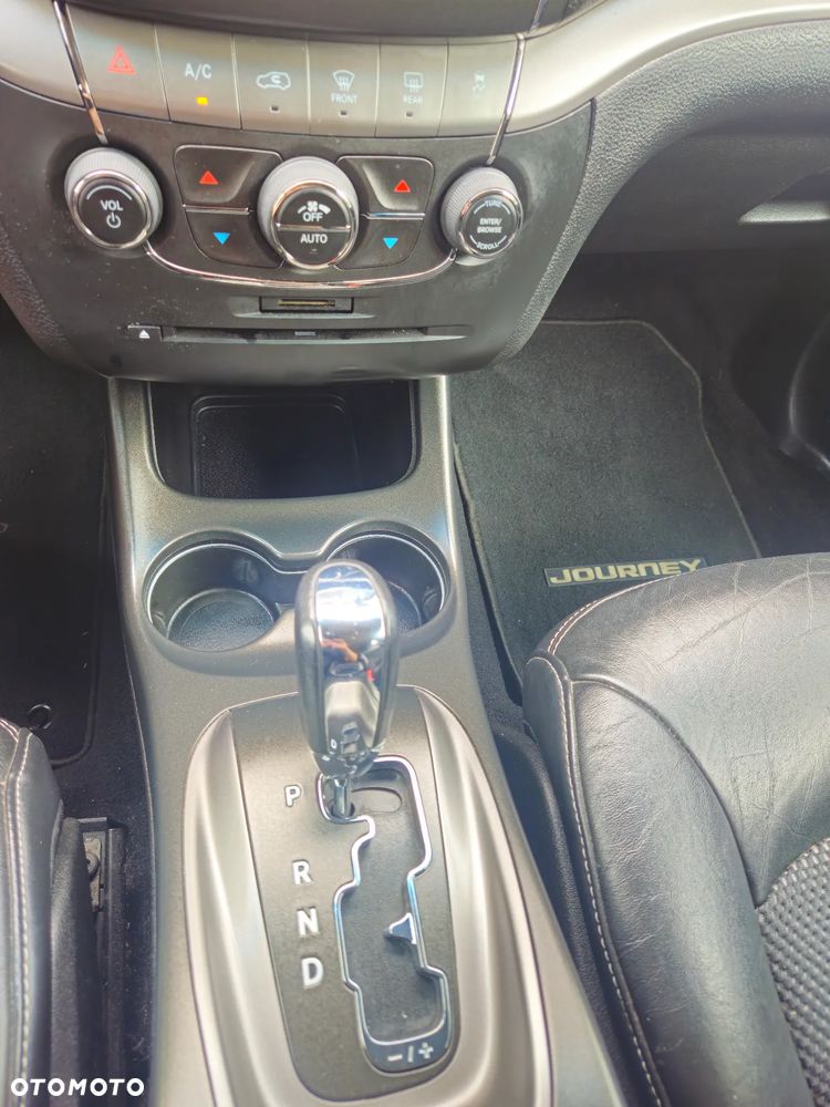 Dodge Journey - 16
