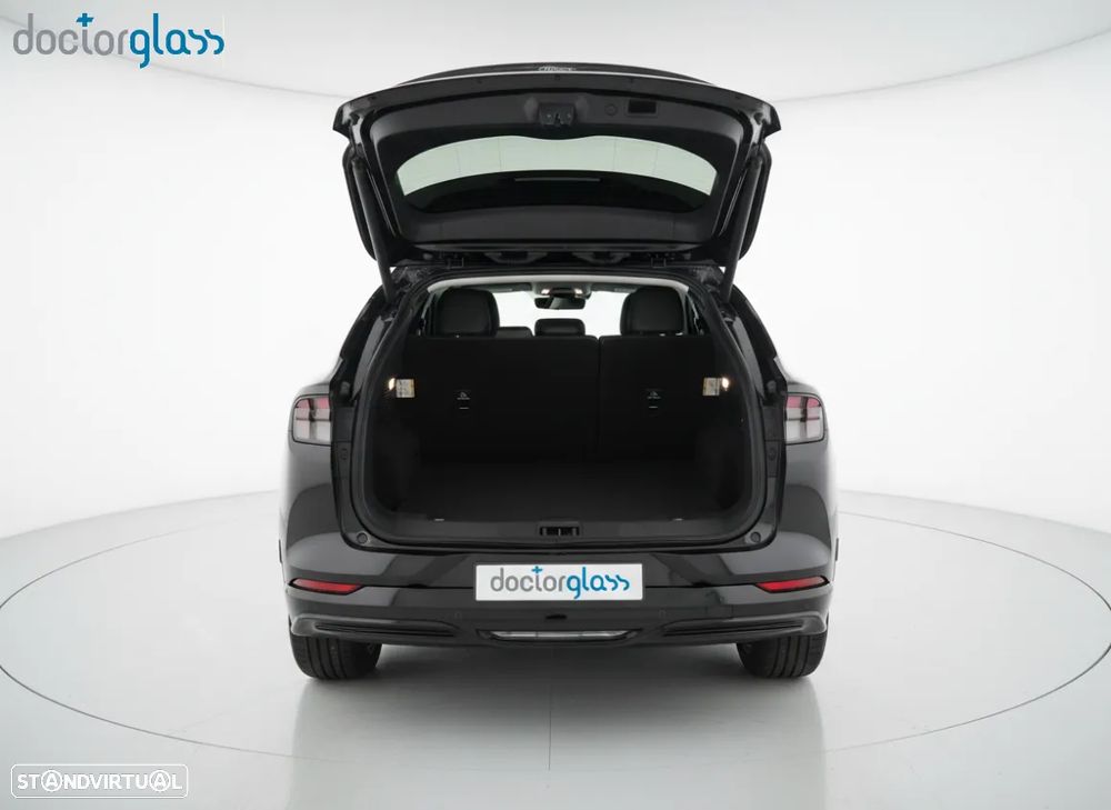 Ford Mustang Mach-E Alargada AWD - 11