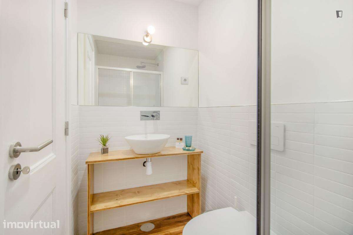Apartamento com 2 quartos - localizado em Martim Moniz Lisbon - Grande imagem: 3/41
