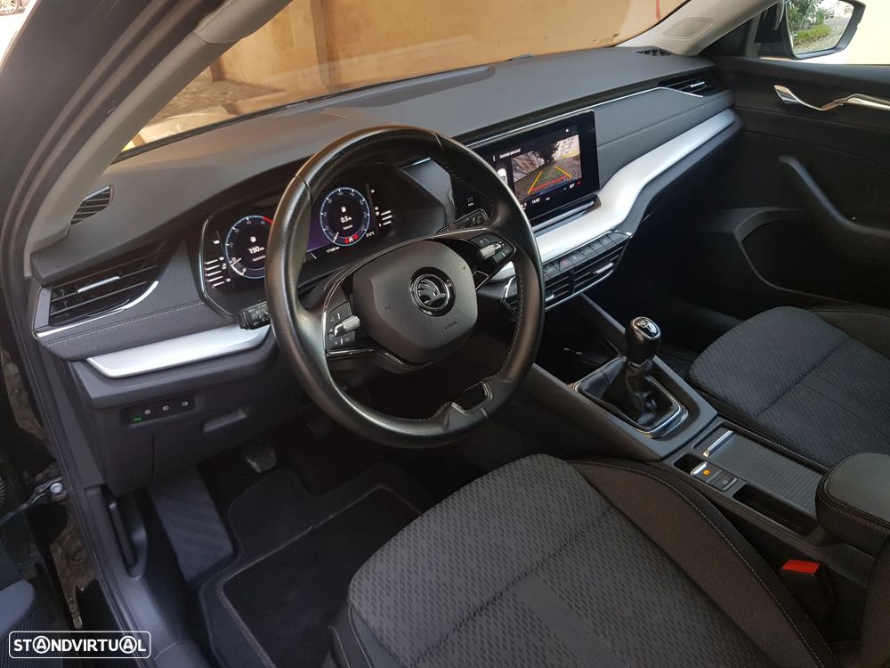 Skoda Octavia 2.0 TDI Style - 14