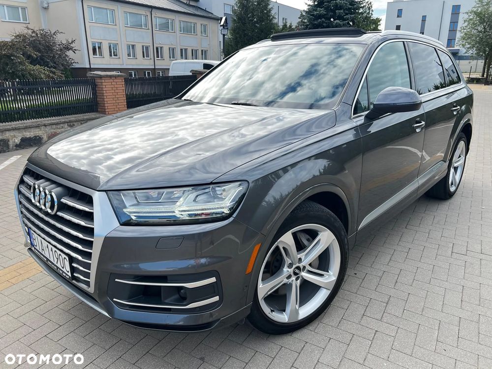 Audi Q7 3.0 TFSI Quattro Tiptronic - 1