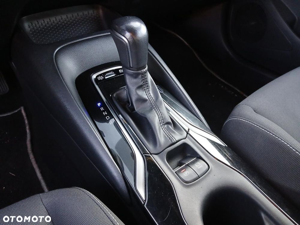 Toyota Corolla 1.8 Hybrid Comfort - 30